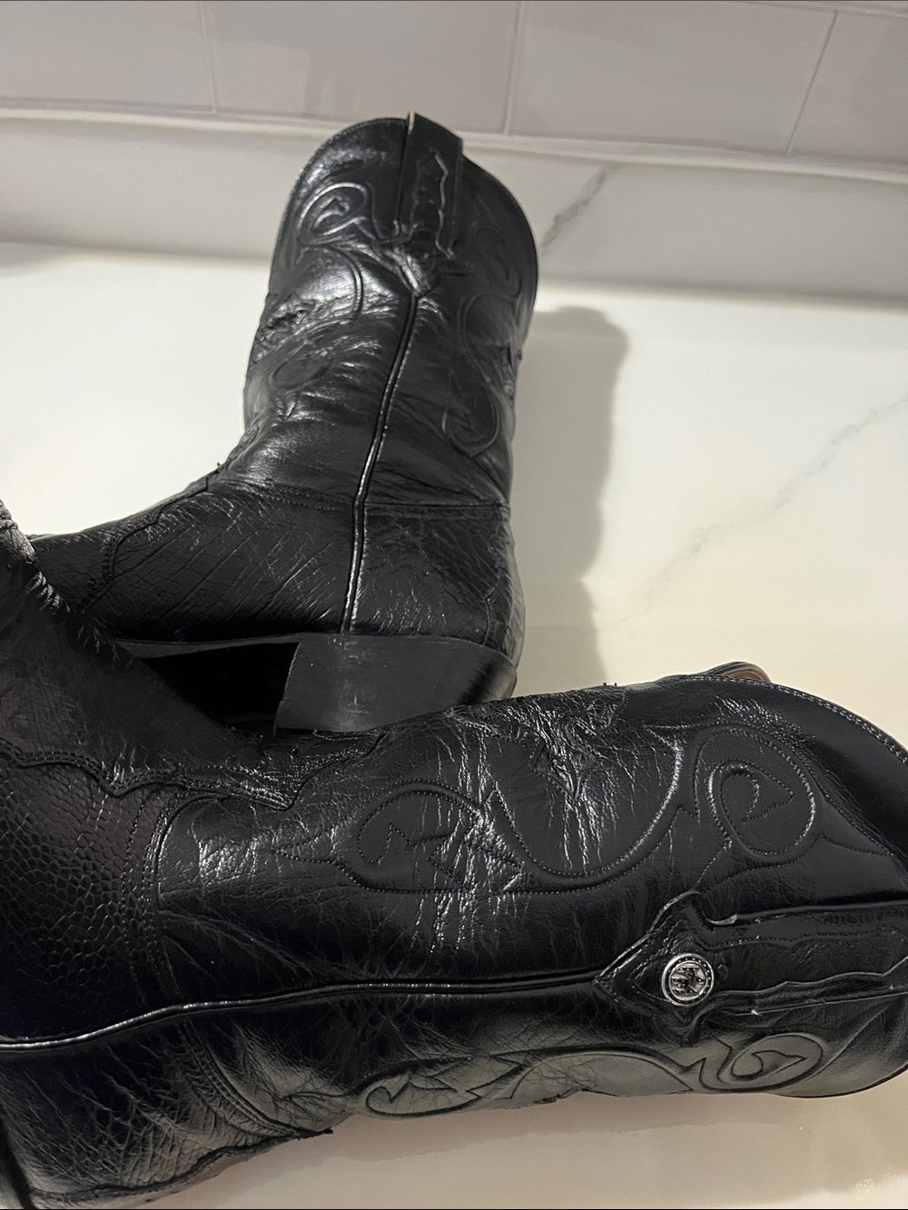 Montana Black Ostrich Western Pull-Up Cowboy Boots - Picture 15 of 16